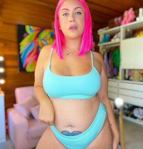Mandy Candy pornstar nude pictures