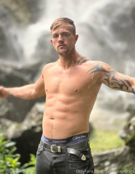 fxxkingexplorers model high quality pic