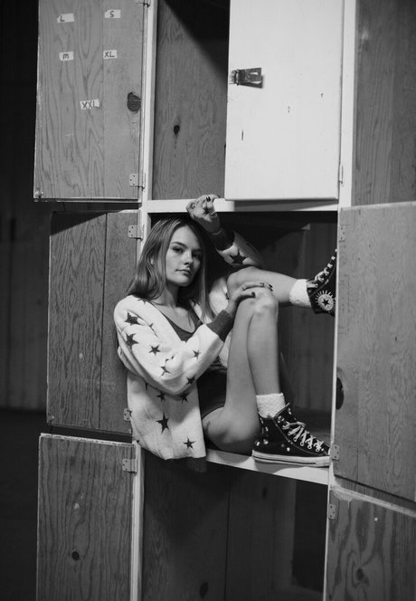 lilbird 777 high quality actress pic