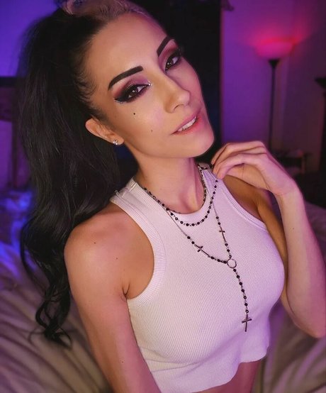 okStranger pornstar beautiful picture