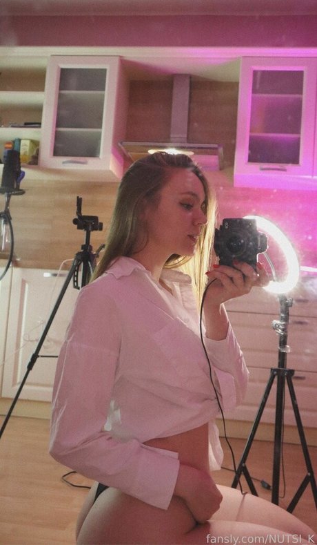 Nutsi free star images