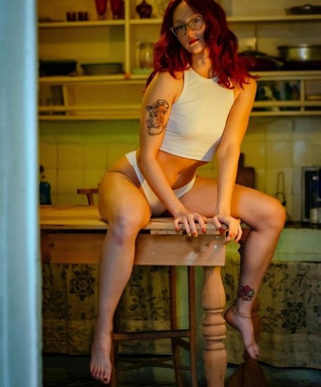 Dixowho perfect model image