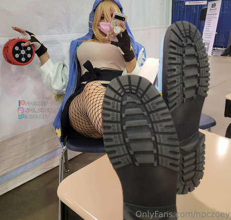 NPCZoey model nudes archive