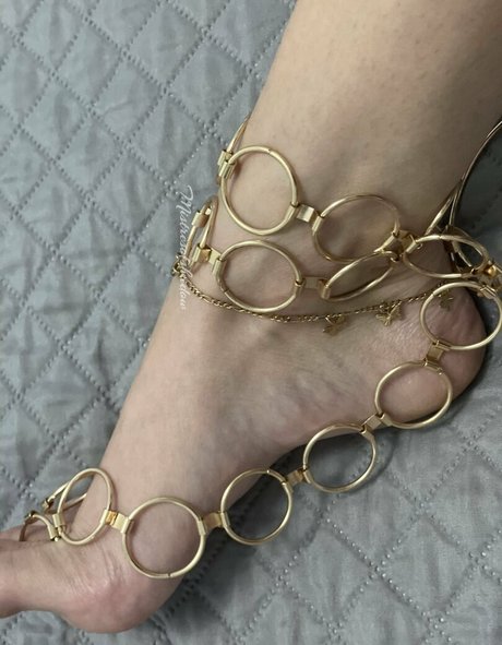 gay influencer onlyfans pretty picture