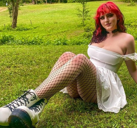 serendipitoussav star best photo