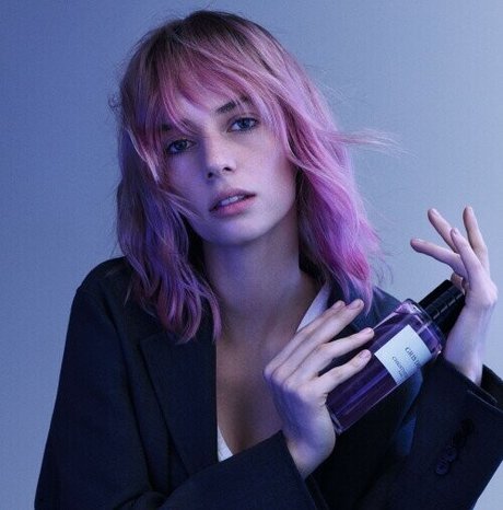 Maya Hawke pornstar perfect images