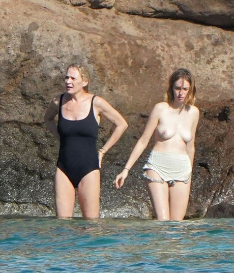 Maya Hawke model naked pictures