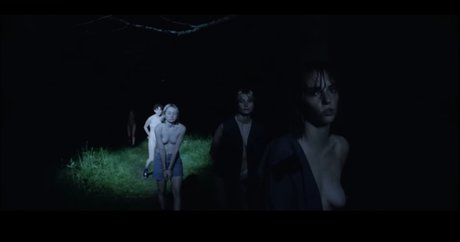 Maya Hawke free pornstar images