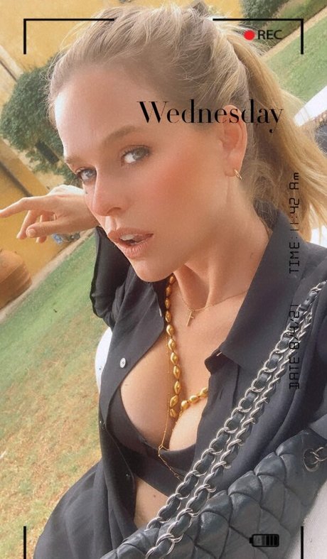 Alice Eve pornstar art archive