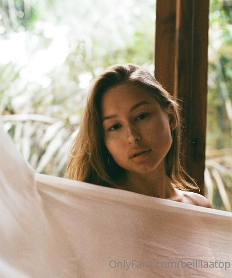 bellllaatop model sex images