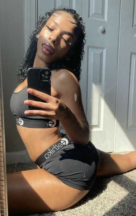 _daisy andrews_ pornstar nudes archive