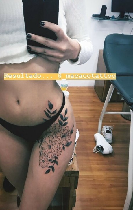 Emanuele Barros porn actress photos