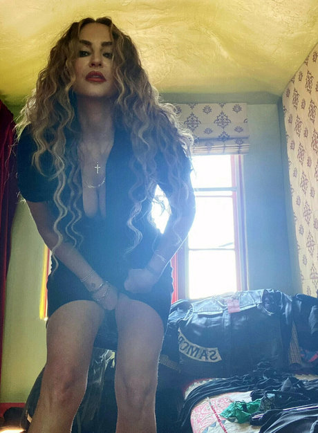 Drea DeMatteo star erotic img