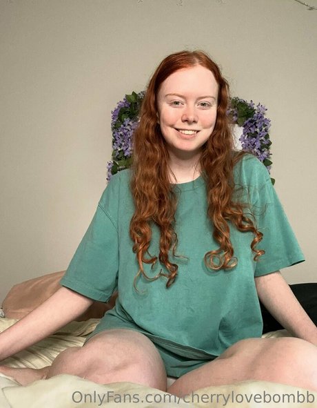 Cherrylovebombb best model photo