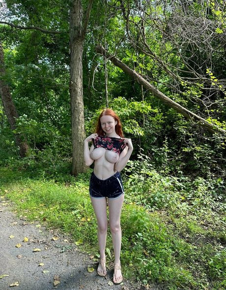 Cherrylovebombb nude star img