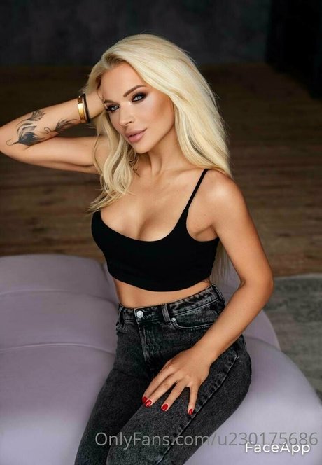 Julesblodna39 pornstar pictures