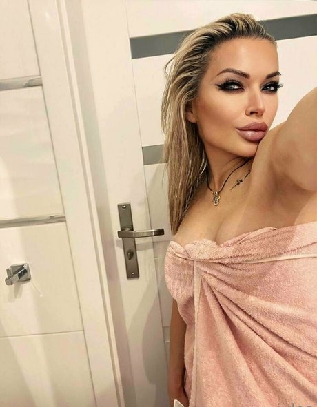 Julesblodna39 pornstar adult img