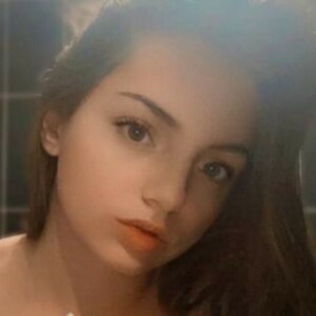 Sorenza_ hot actress image