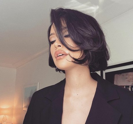 Christian Serratos perfect star pic