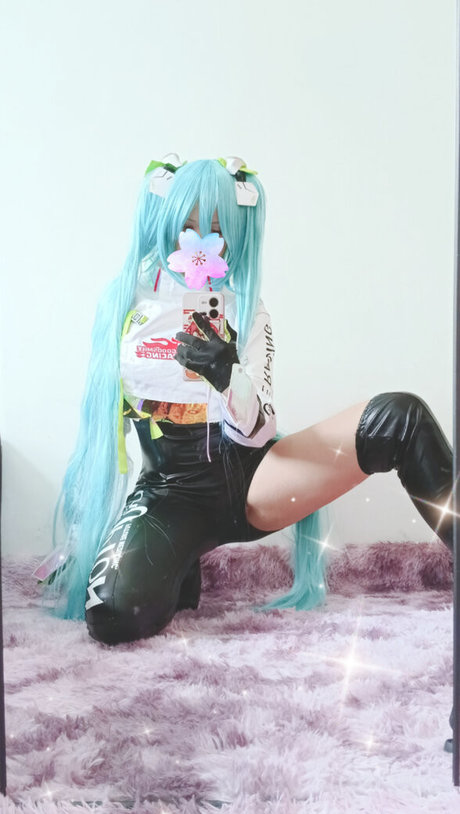 Yuusachii pornstar art photo