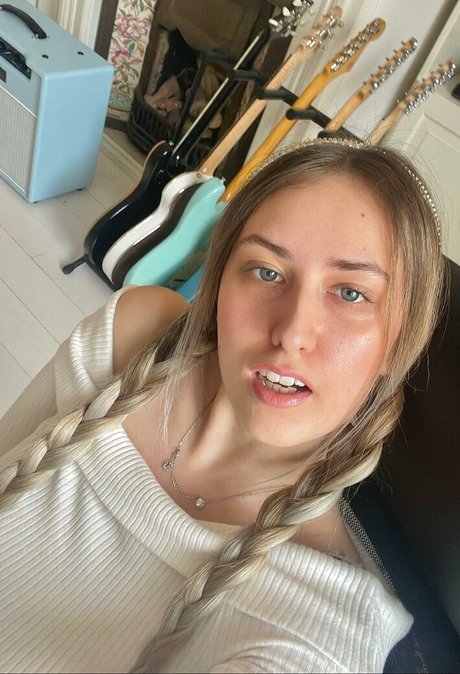 sister nude onlyfans hd pics