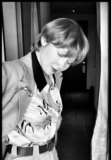 Molly Quinn star exclusive picture