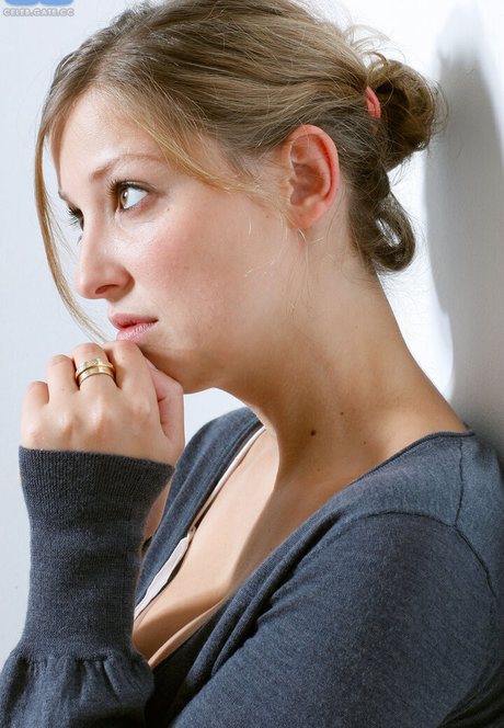 Alexandra Maria Lara pretty actress img