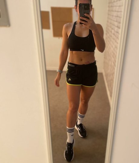 Sara Miller nudes actress gallery