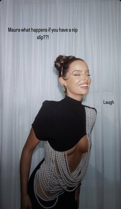 Maura Higgins hot model photo