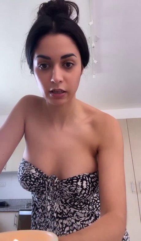 Shirin Azami porn actress archive