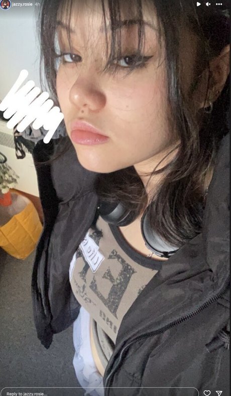 Jazzy Rosie pornstar hot photo