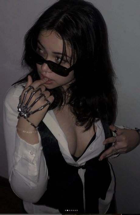 Jazzy Rosie star porn pictures