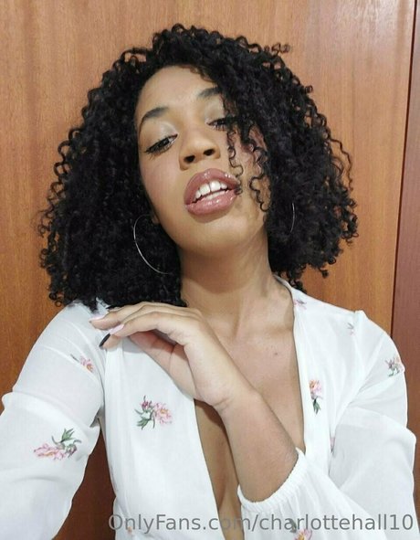 its charl0ttehall perfect model picture