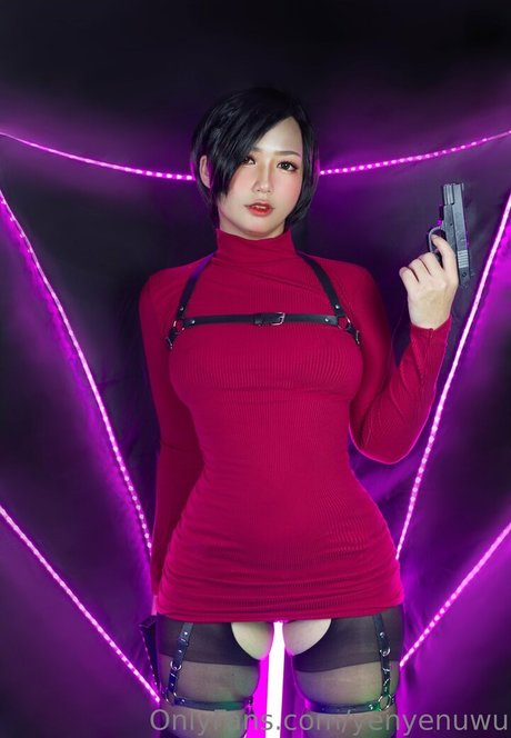 yenyenuwu adult model picture