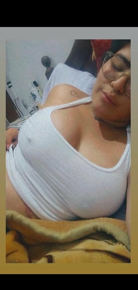 mistressdakotaf model hd picture