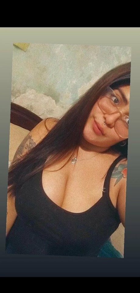 mistressdakotaf pornstar nude image