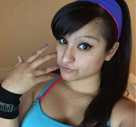 Aphmau exclusive star photo