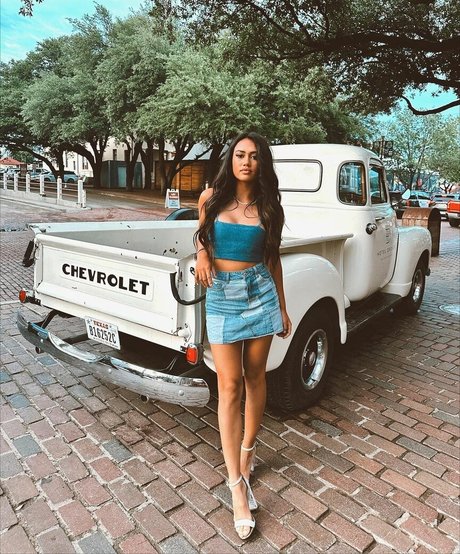 Elva Steinmetz hot pornstar pics