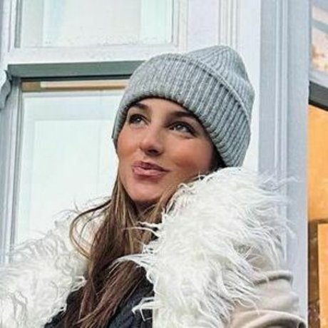 Maeva D Ascanio model pic