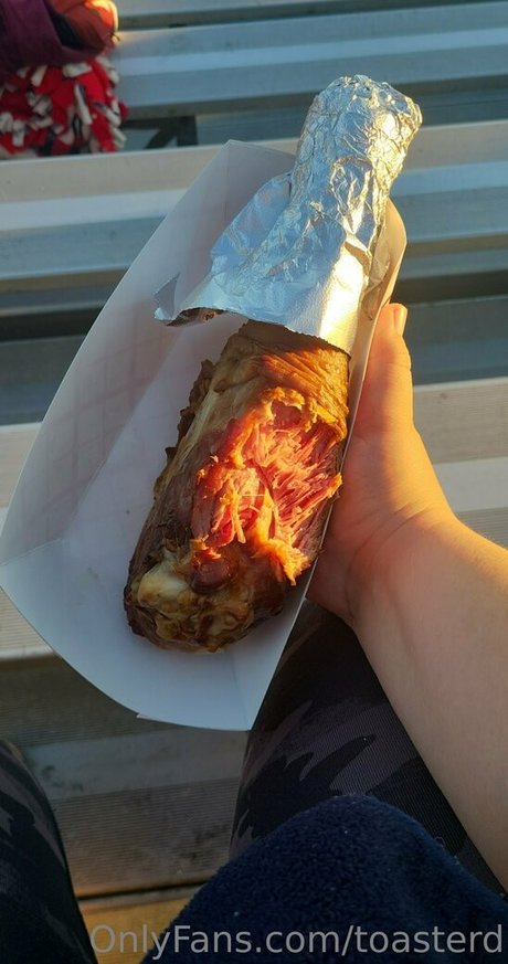 toasterd model erotic photos