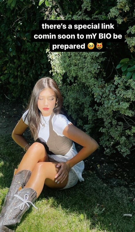 Madison Lewis high quality pornstar archive