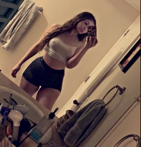 kaylabelofski perfect star images