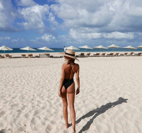 Kimberley Garner pornstar hot pictures