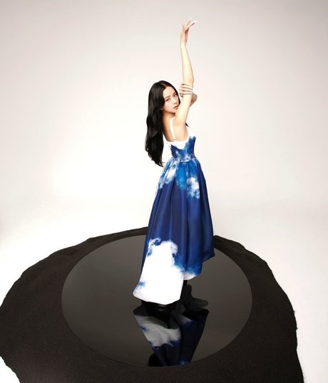 Jisoo perfect star photos