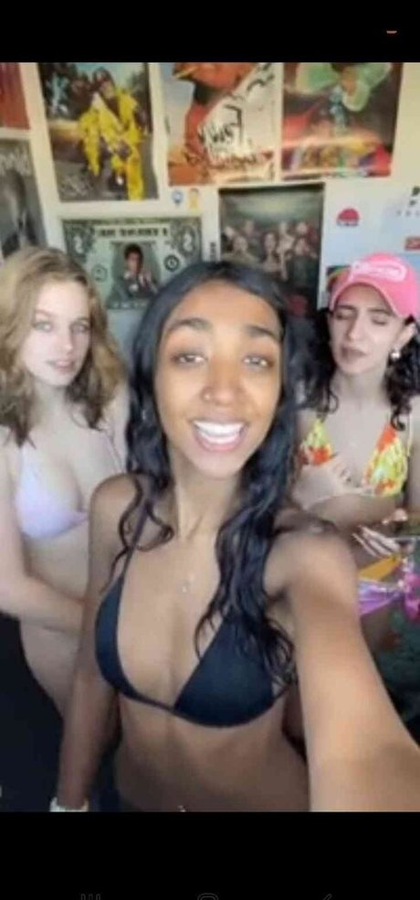 tanned onlyfans hot nude photo