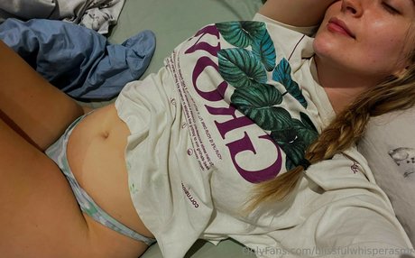 Blissful Whisper ASMR star hd img