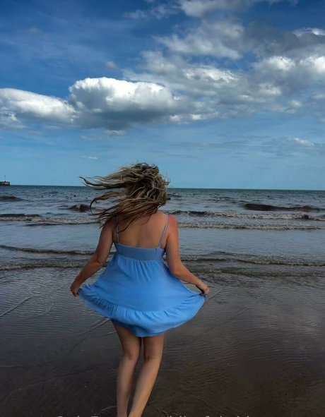 Blissful Whisper ASMR art model galleries