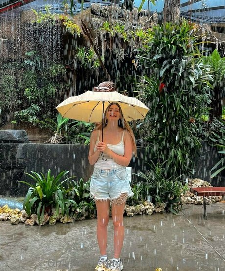 Blissful Whisper ASMR model image