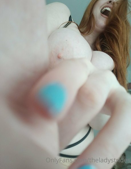 giantessgingerofficial hd model img