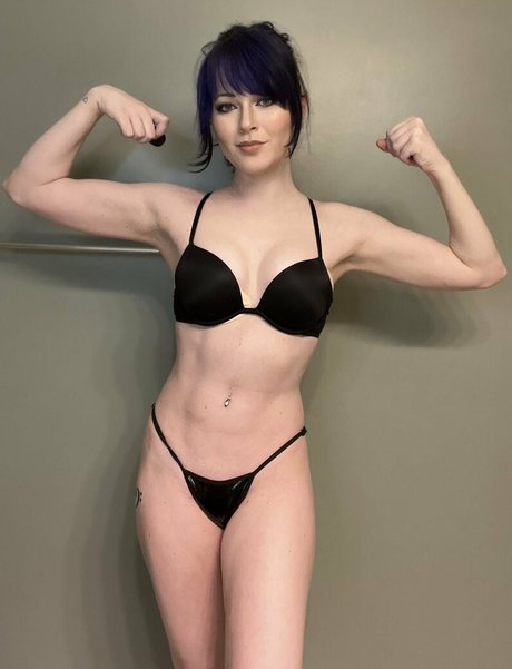 Phaseknight exclusive actress gallery